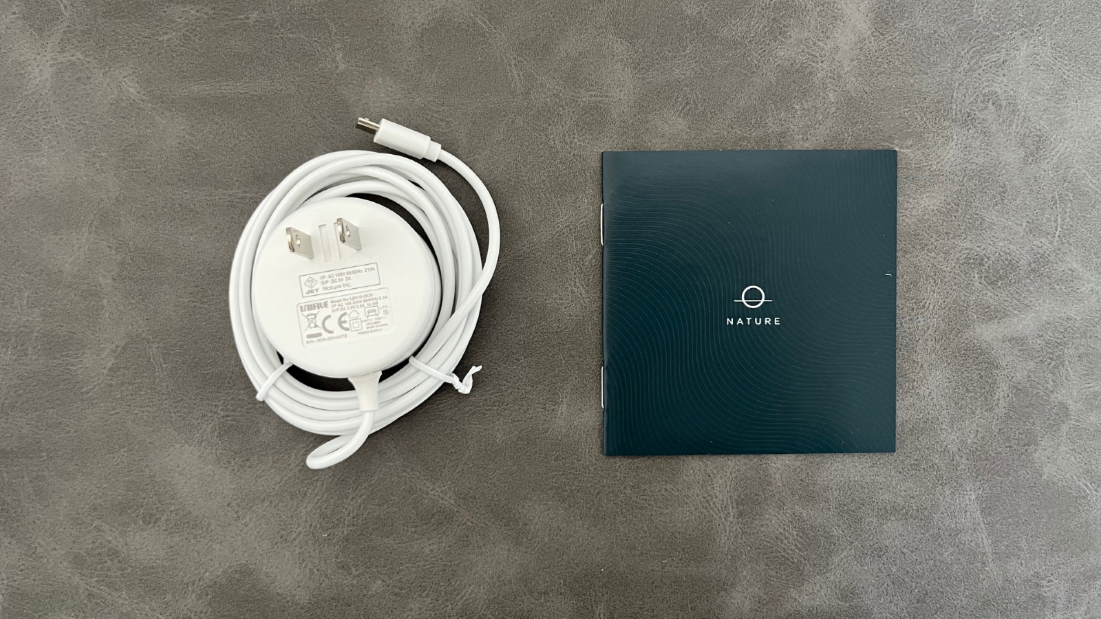 Nature Remo 3レビュー】これ一台で全てのリモコンをスマホで操作可能